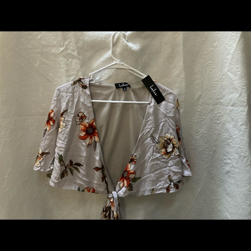 Lulu’s Floral Crop Top (NWT)